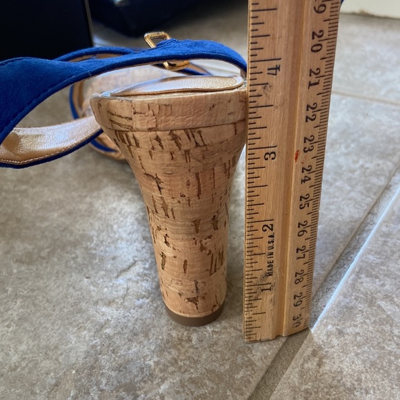 Talbots sandals. - Picture 7 of 7